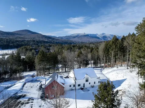 334 Sugar House Road Stowe VT 05672