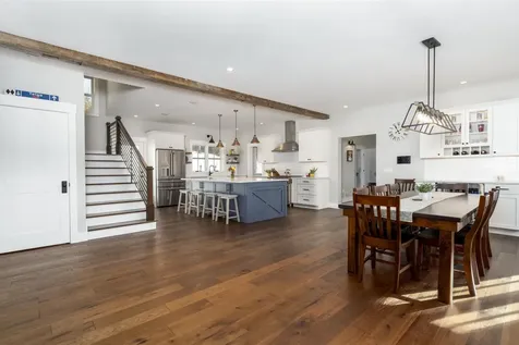 334 Sugar House Road Stowe VT 05672