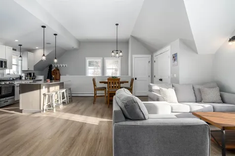 334 Sugar House Road Stowe VT 05672