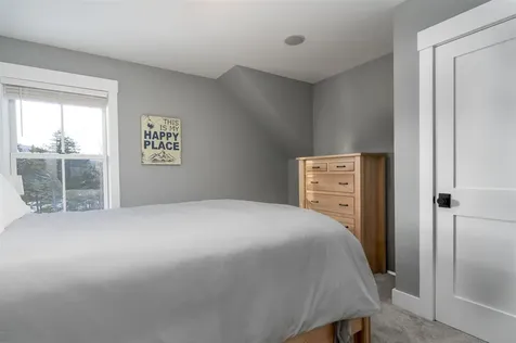 334 Sugar House Road Stowe VT 05672