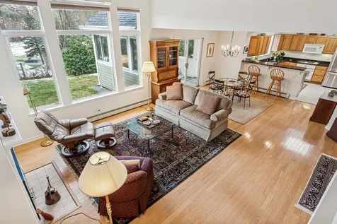 22 Apple Blossom Drive Lebanon NH 03784