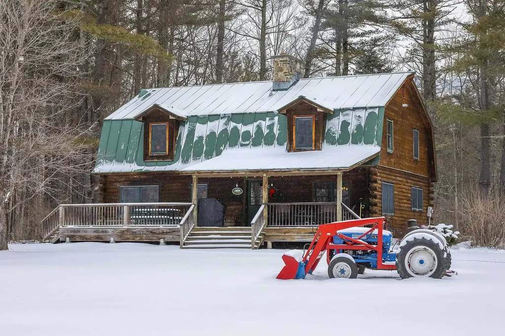 15 Outpost Farms Road Manchester VT 05255