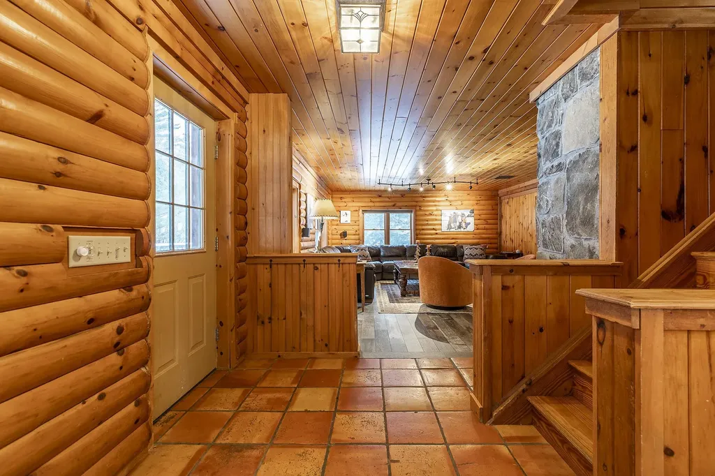 15 Outpost Farms Road Manchester VT 05255