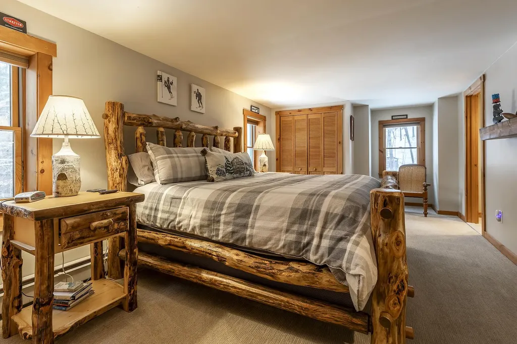 15 Outpost Farms Road Manchester VT 05255