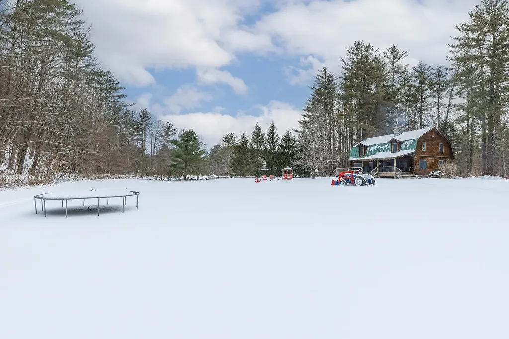 15 Outpost Farms Road Manchester VT 05255