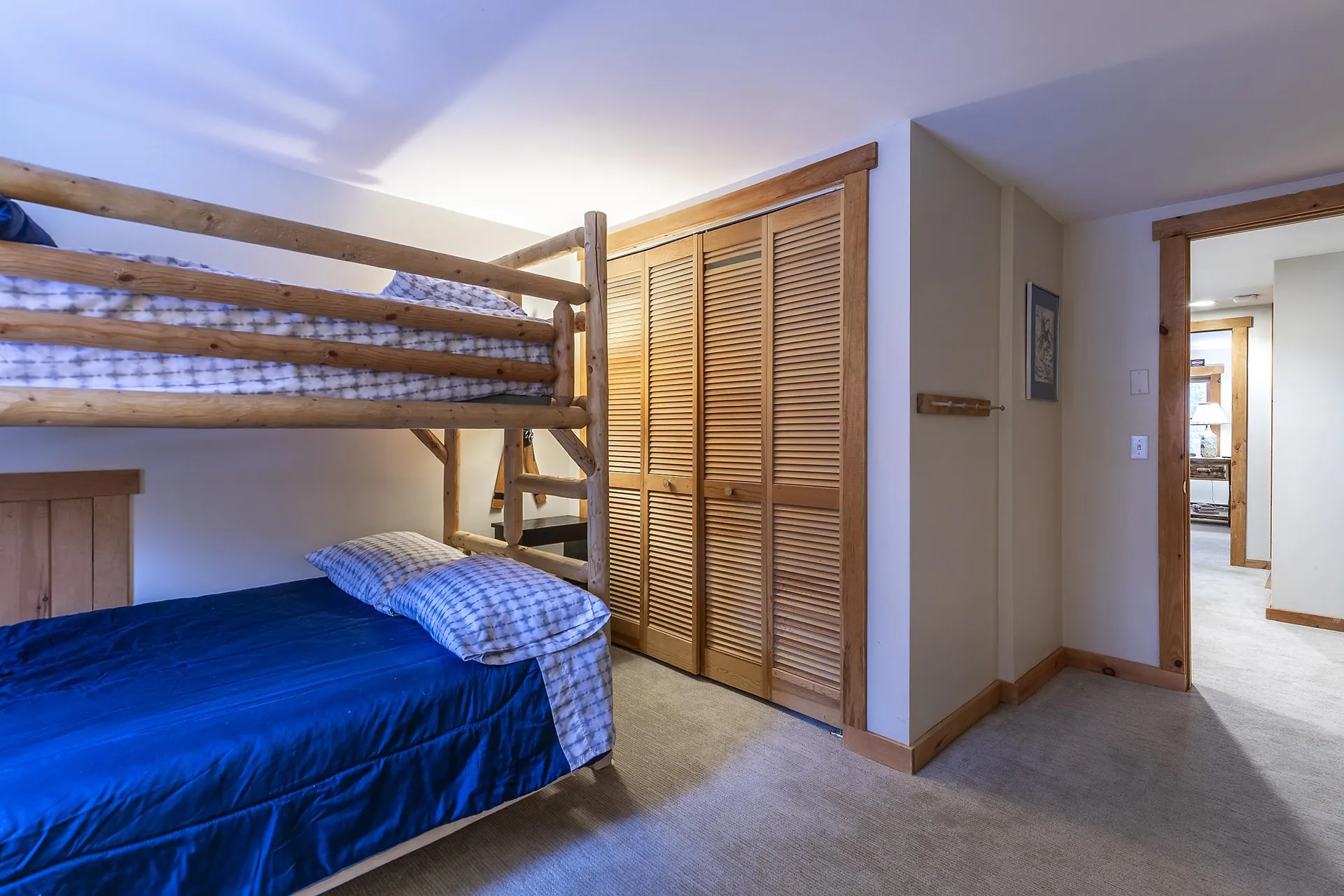 15 Outpost Farms Road Manchester VT 05255