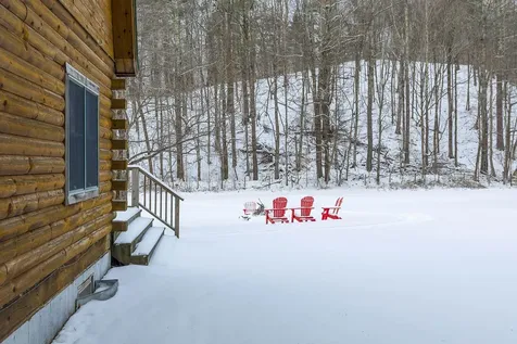 15 Outpost Farms Road Manchester VT 05255