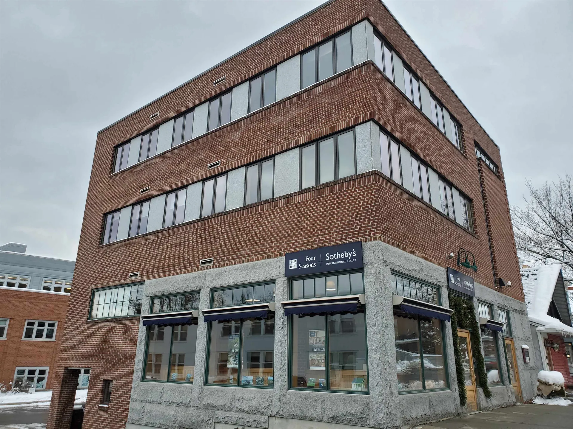 17.5 Lebanon Street Hanover NH 03741