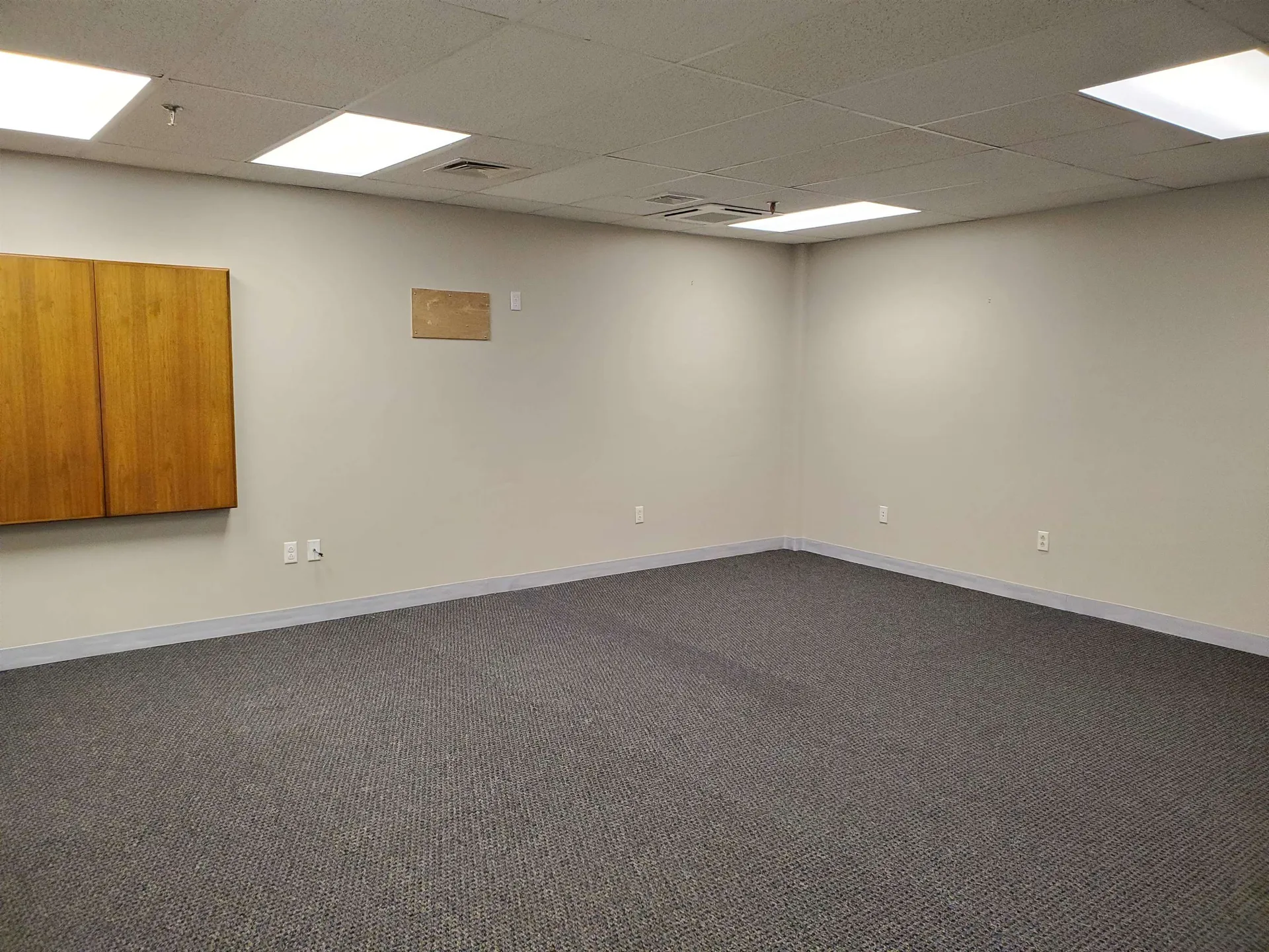 17.5 Lebanon Street Hanover NH 03741