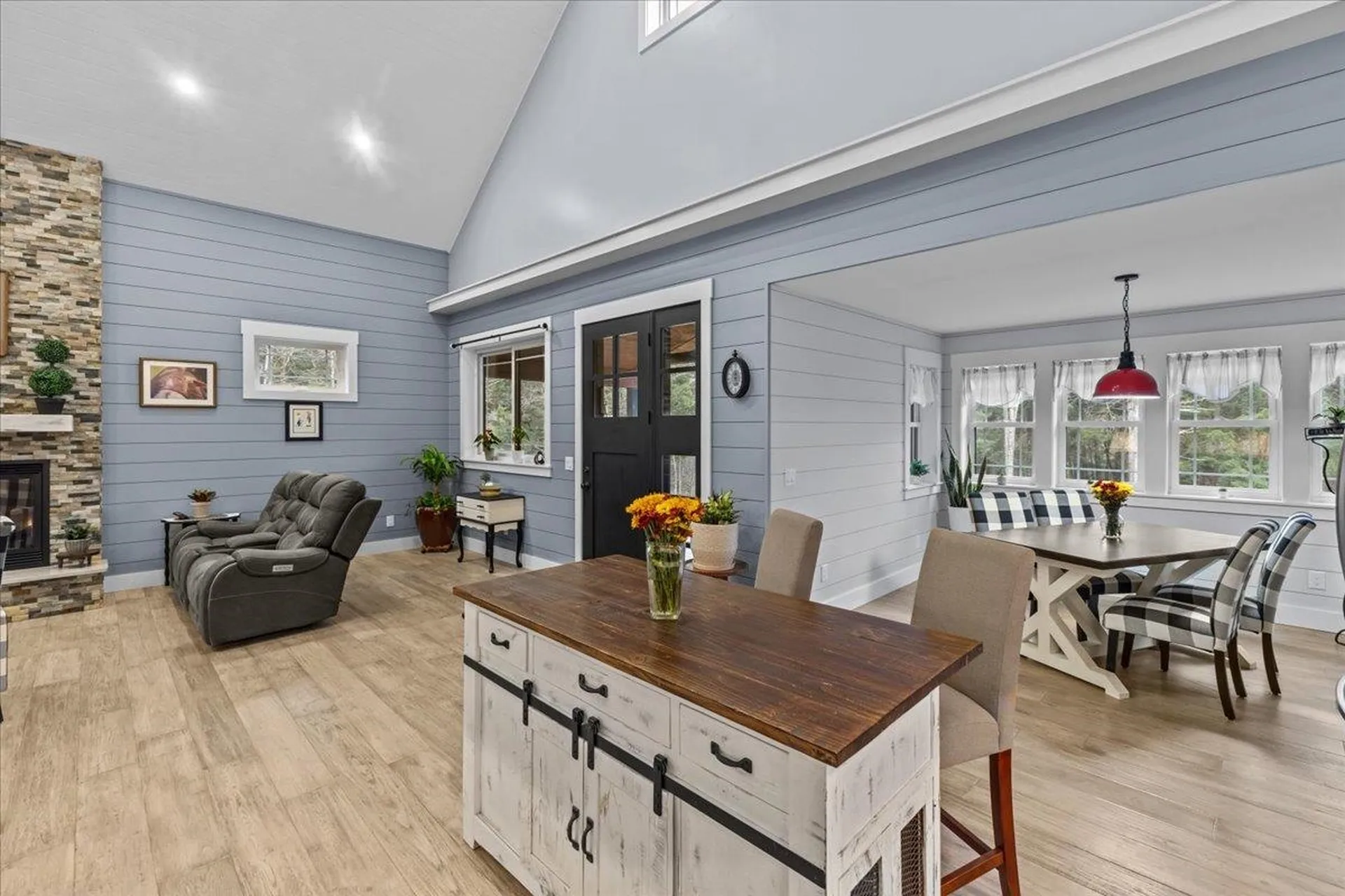 131 Sugar House Way Moretown VT 05660