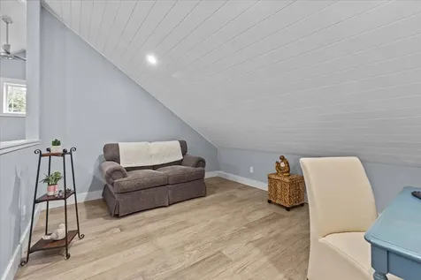131 Sugar House Way Moretown VT 05660