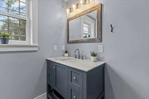 131 Sugar House Way Moretown VT 05660