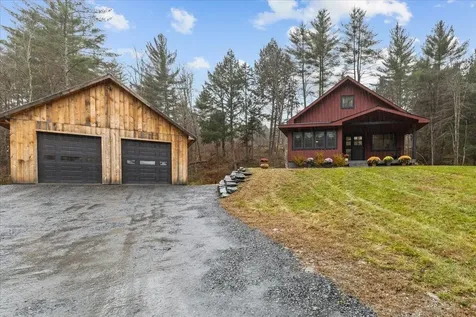 131 Sugar House Way Moretown VT 05660