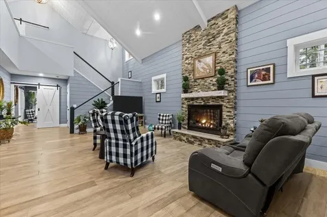 131 Sugar House Way Moretown VT 05660