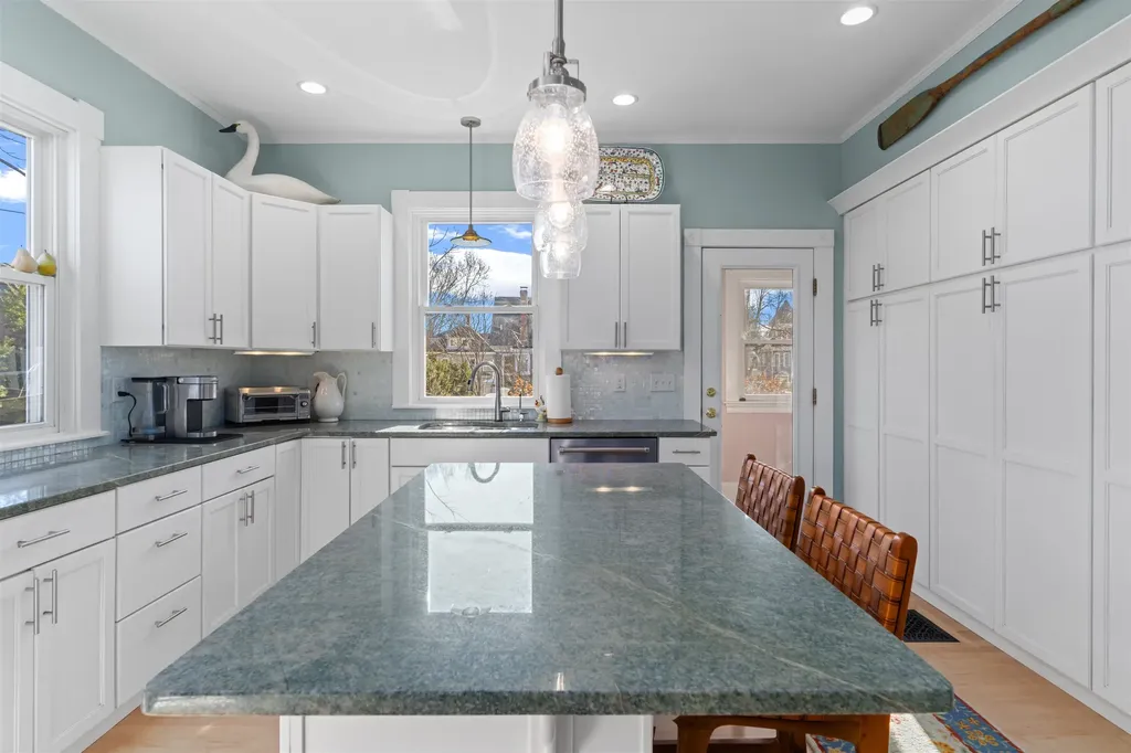 250 Highland Street Portsmouth NH 03801