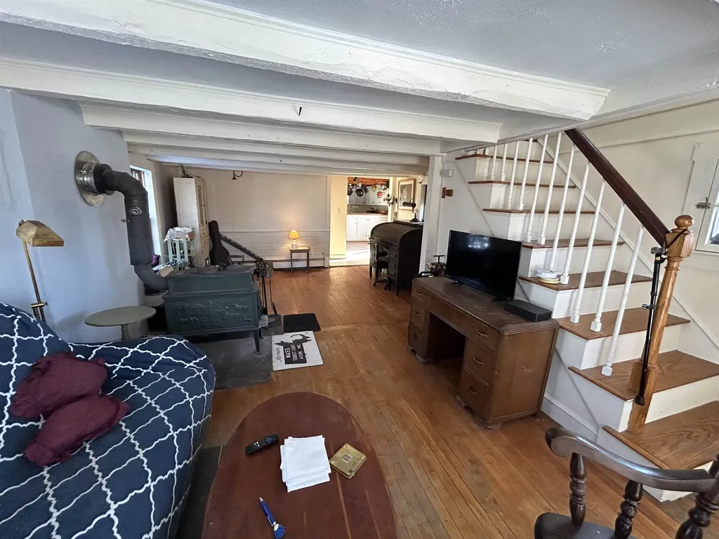 25 Kossuth Street Exeter NH 03833