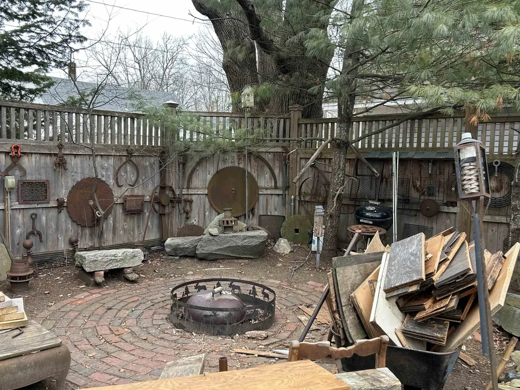 25 Kossuth Street Exeter NH 03833