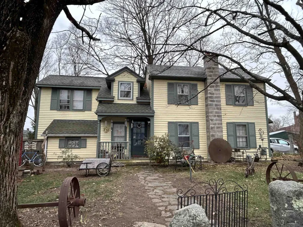 25 Kossuth Street Exeter NH 03833