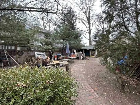 25 Kossuth Street Exeter NH 03833