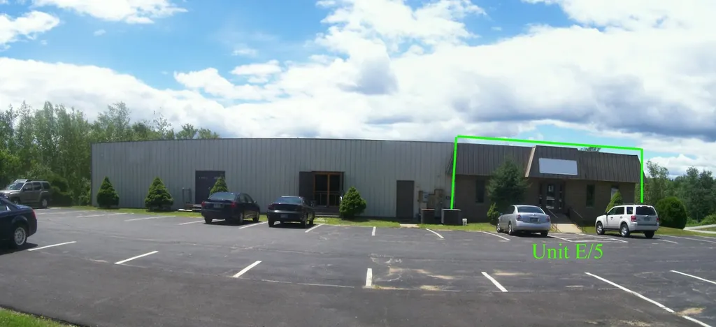 51 Harvey Road Londonderry NH 03087