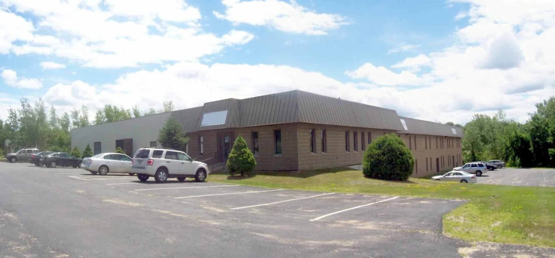 51 Harvey Road Londonderry NH 03087