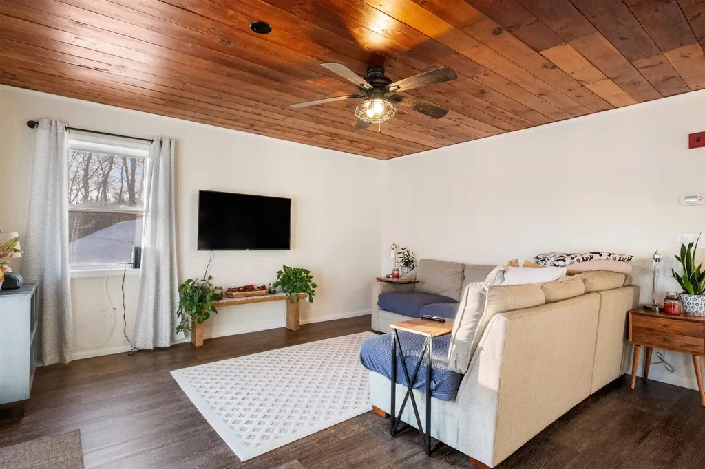 850 Laconia Road Tilton NH 03276