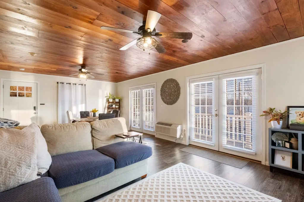 850 Laconia Road Tilton NH 03276