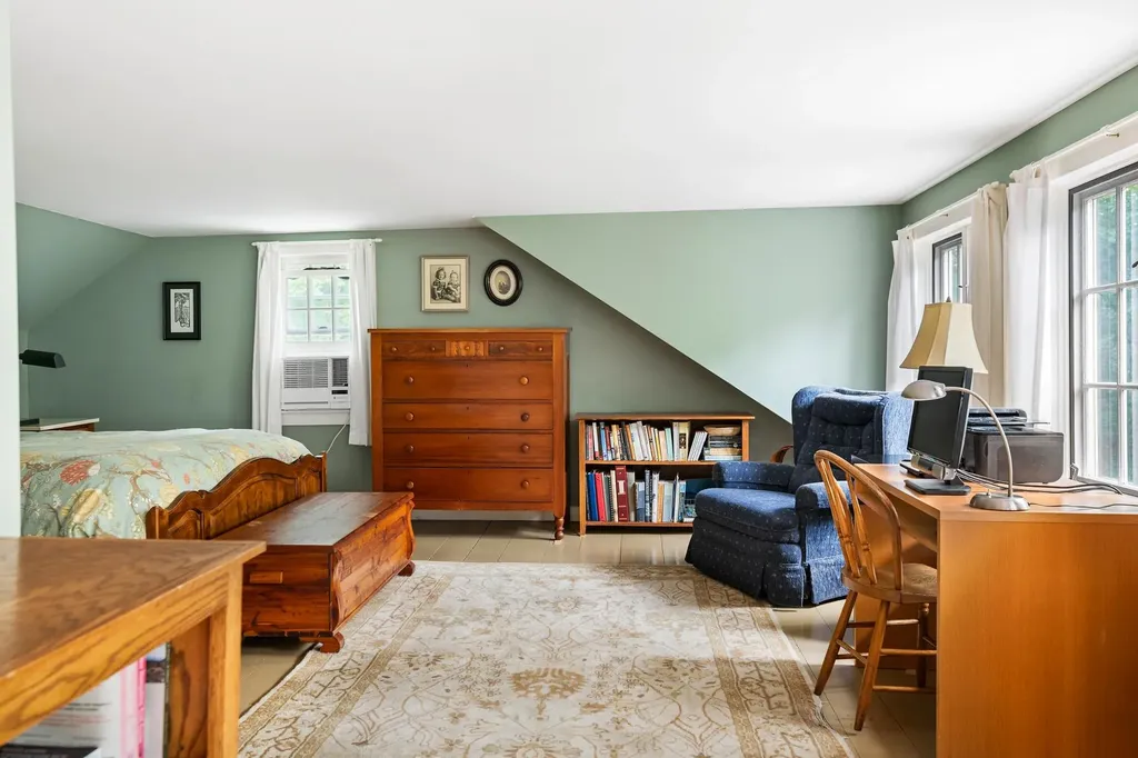 50 Fairgrounds Road Bradford NH 03221