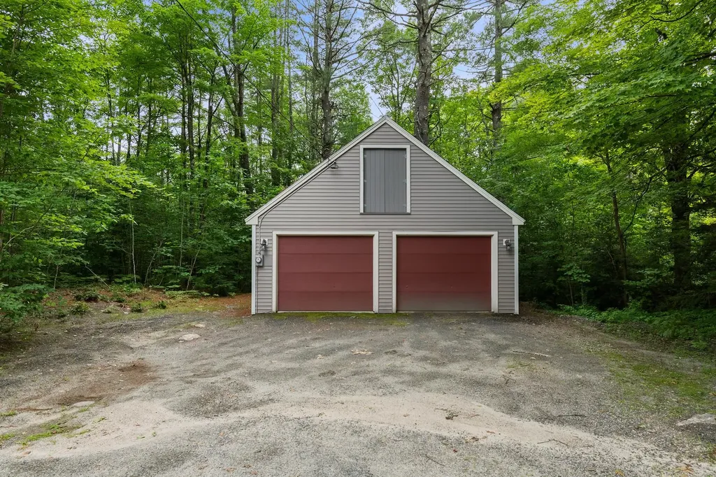 50 Fairgrounds Road Bradford NH 03221