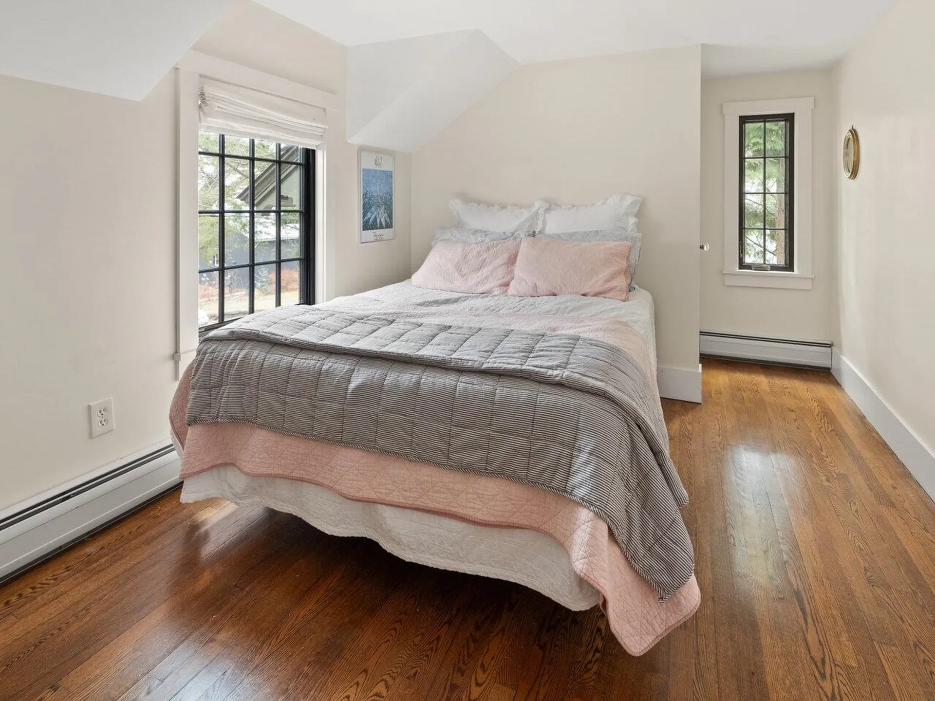 22 Iranistan Road Burlington VT 05401