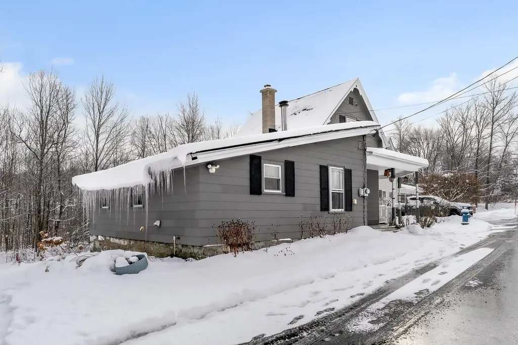 16 Casanova Street Barre Town VT 05641