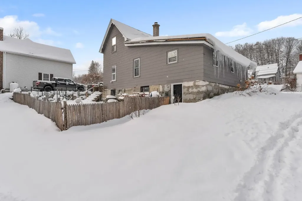 16 Casanova Street Barre Town VT 05641