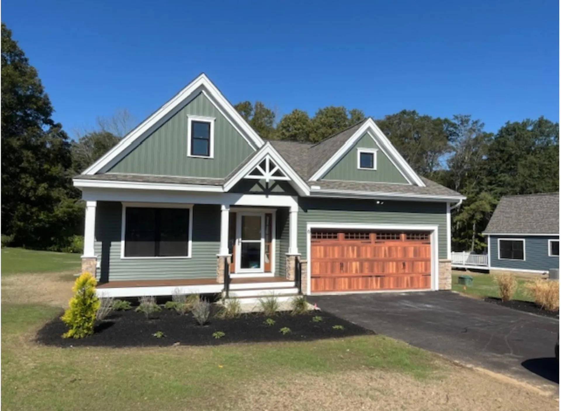 6 Edgewater Drive Brentwood NH 03833