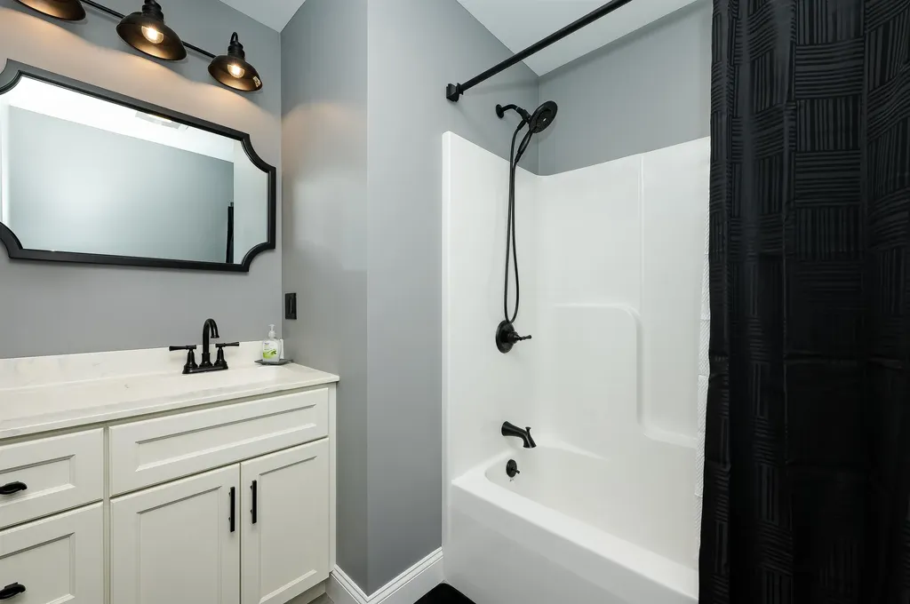 19 Whippoorwill Way Somersworth NH 03878