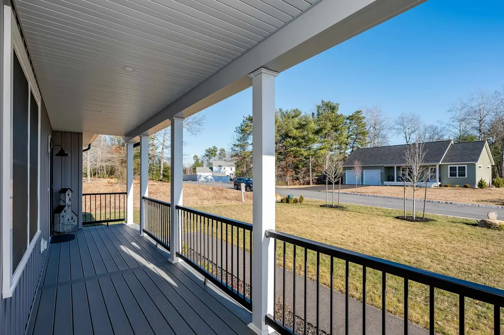 19 Whippoorwill Way Somersworth NH 03878