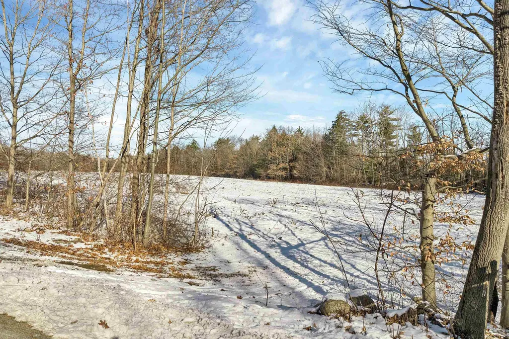 70 Bishop Road Belmont NH 03220