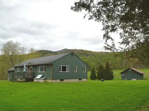 1634 Us Route 2 Waterbury VT 05676