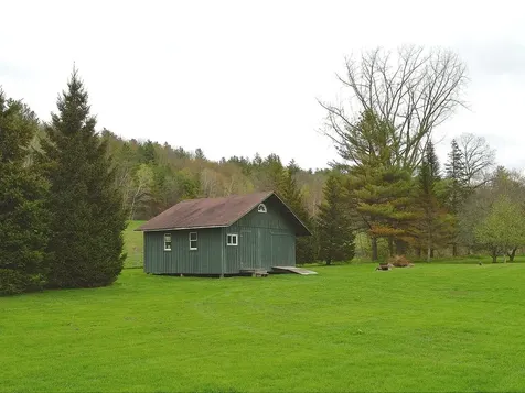 1634 Us Route 2 Waterbury VT 05676