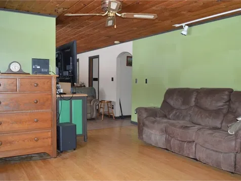 1634 Us Route 2 Waterbury VT 05676