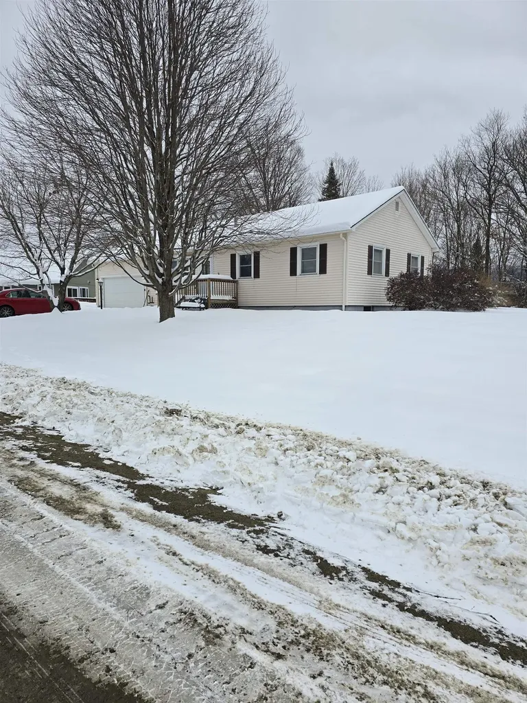 269 Lyndon Heights Drive Lyndon VT 05851