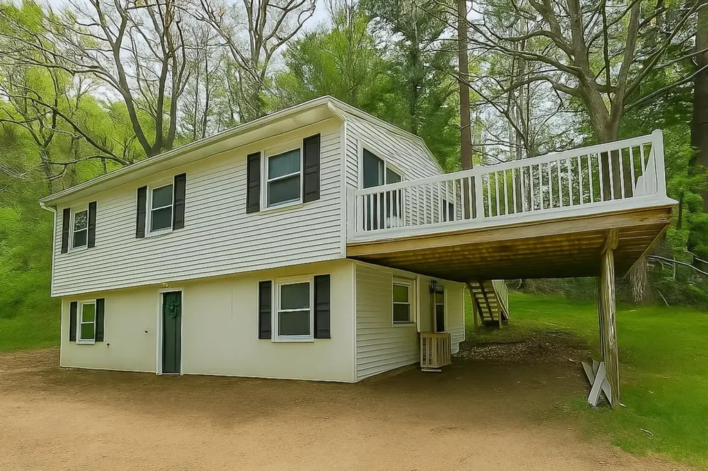 52 Hillside Avenue Bartlett NH 03812