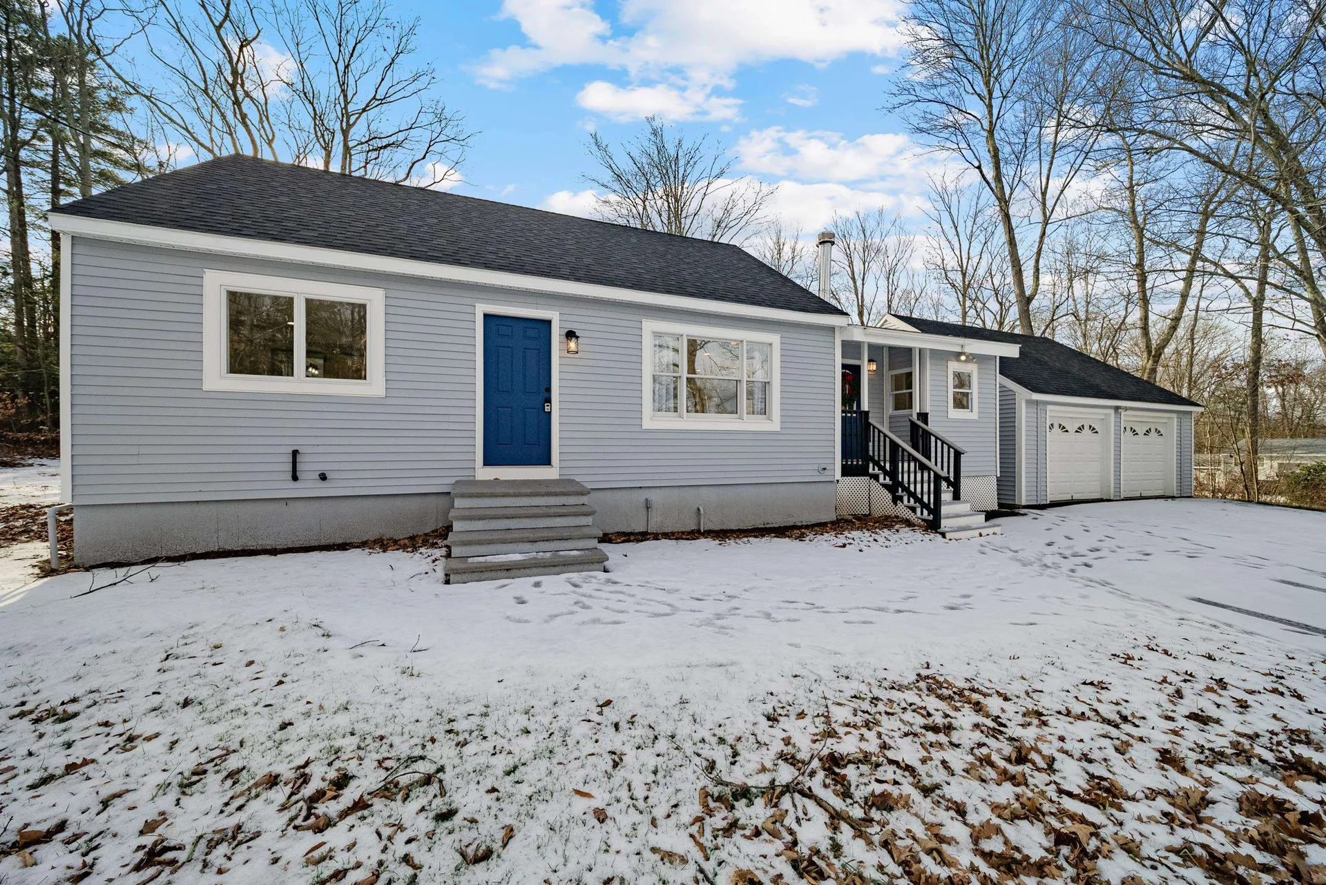 7 Merrick Road Raymond NH 03077