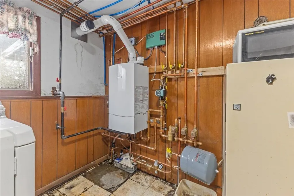 41 South Hill Drive Essex Junction VT 05452