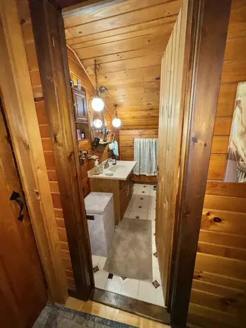 70 Troy Hill Road Swanzey NH 03446