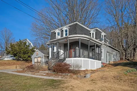 49 Broadway Pembroke NH 03275