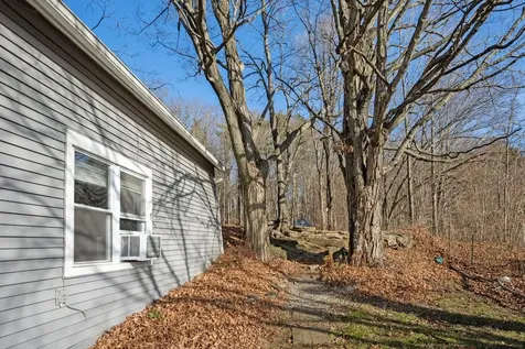 49 Broadway Pembroke NH 03275