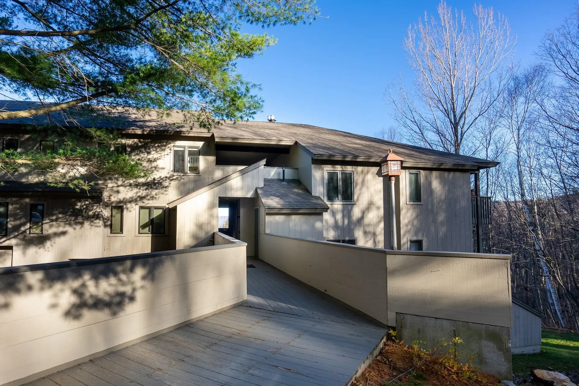 105 Snowside Drive Fayston VT 05673