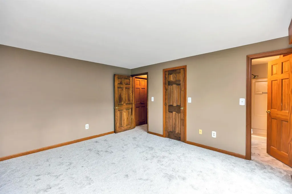 36 Boxwood Circle Milford NH 03055