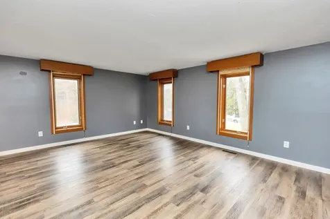 36 Boxwood Circle Milford NH 03055