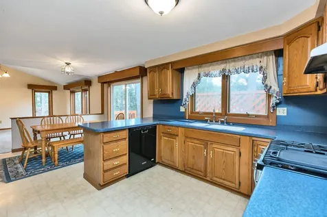 36 Boxwood Circle Milford NH 03055